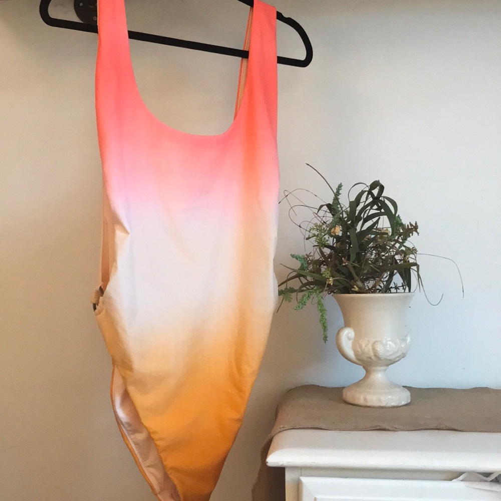Aerie super scoop tie dye